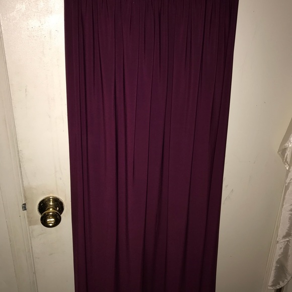 SIZE 16W BURGUNDY DRESS( MAYBE FOR PROM) - Picture 2 of 5